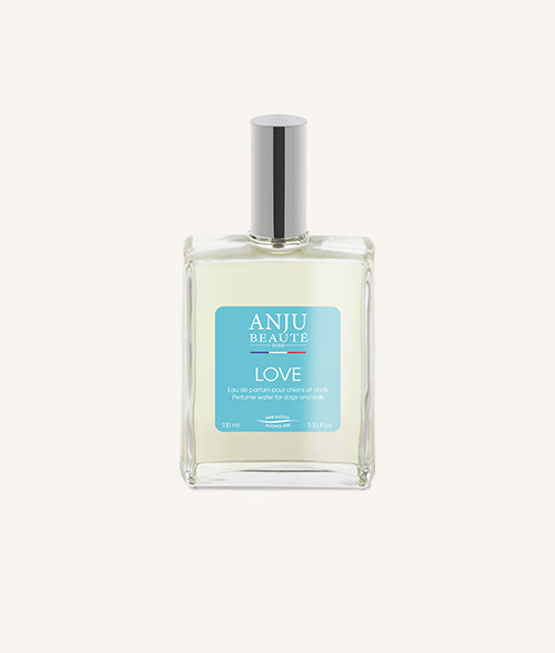 Parfum pour chien naturel Love Anju beauté. Fabriqué en France.